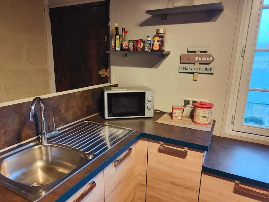 דירות טור Charmant Duplex Rue Colbert מראה חיצוני תמונה